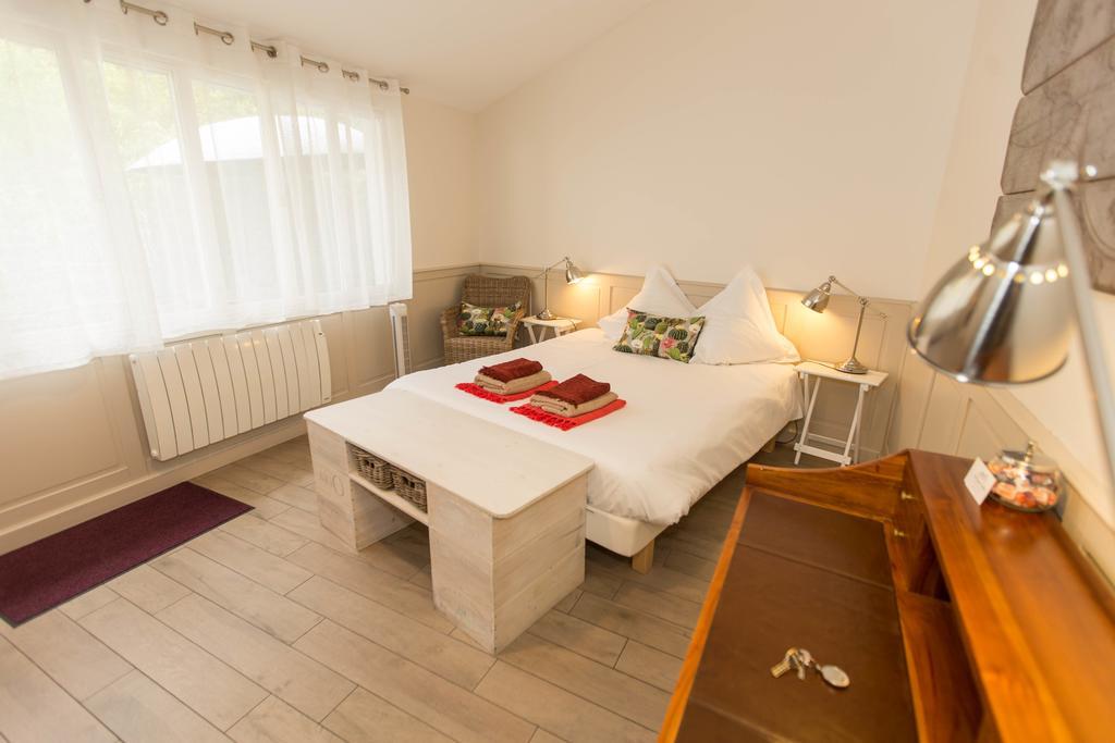 Hôtel La Maison Cachee à Bordeaux Extérieur photo